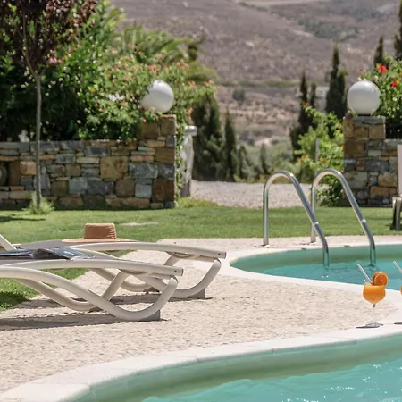 아파트 Palatiana Agriturismo-philoxenia 갈리니